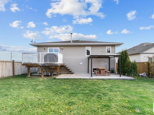 2 Beaverhill View Cr, Tofield, AB 