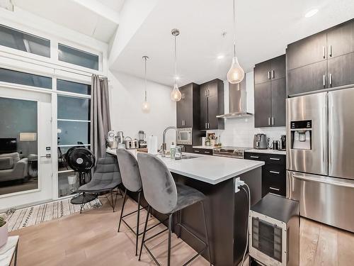 303 10606 84 Avenue, Edmonton, AB - Indoor Photo Showing Kitchen With Upgraded Kitchen