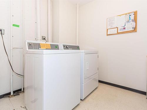 1005 11307 99 Avenue, Edmonton, AB - Indoor Photo Showing Laundry Room