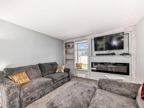 40 Lancaster Tc Nw, Edmonton, AB 