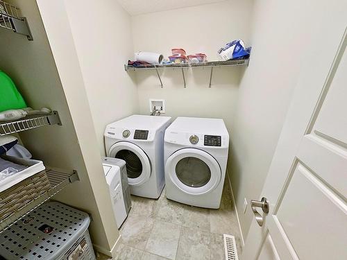 19616 26 Avenue, Edmonton, AB - Indoor Photo Showing Laundry Room