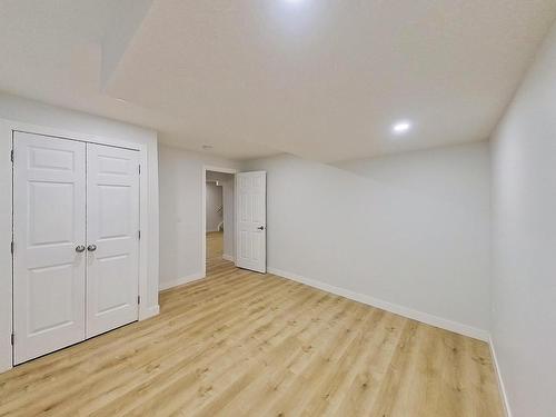 19616 26 Avenue, Edmonton, AB - Indoor Photo Showing Other Room