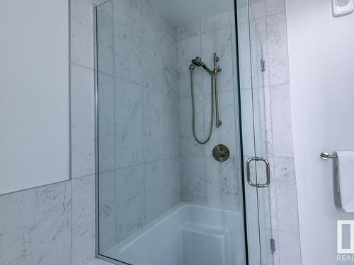 532 200 Bellerose Drive, St. Albert, AB - Indoor Photo Showing Bathroom