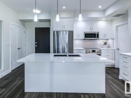 532 200 Bellerose Drive, St. Albert, AB - Indoor Photo Showing Kitchen With Stainless Steel Kitchen With Upgraded Kitchen