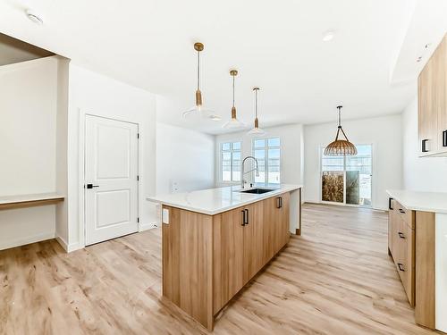 16723 34 Avenue, Edmonton, AB - Indoor Photo Showing Kitchen