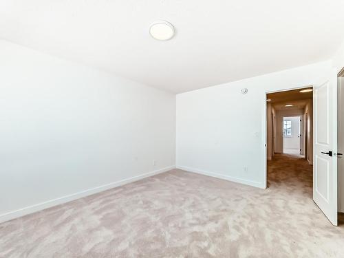 16723 34 Avenue, Edmonton, AB - Indoor Photo Showing Other Room