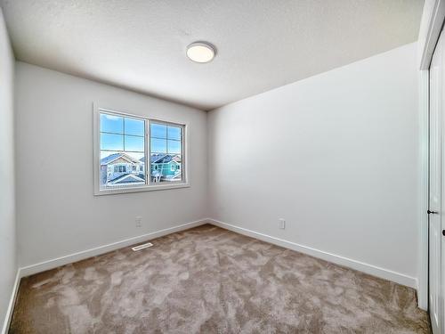 16723 34 Avenue, Edmonton, AB - Indoor Photo Showing Other Room