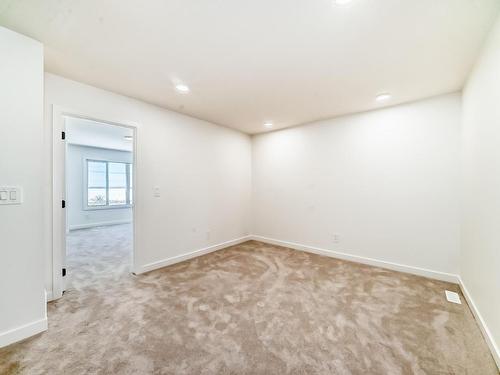 16723 34 Avenue, Edmonton, AB - Indoor Photo Showing Other Room