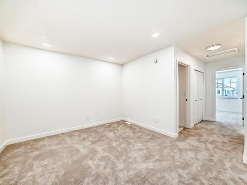 16723 34 Avenue, Edmonton, AB - Indoor Photo Showing Other Room