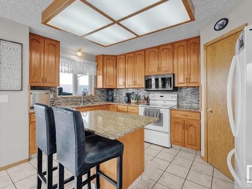 4536 57 Avenue, Lamont, AB - Indoor Photo Showing Kitchen