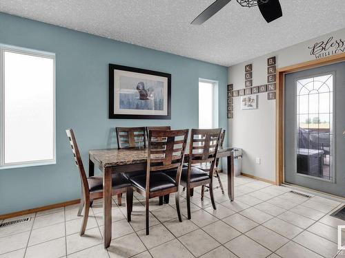 4536 57 Avenue, Lamont, AB - Indoor Photo Showing Dining Room