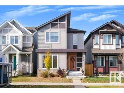 2658 MAPLE WY NW  Edmonton, AB T6T 2G2