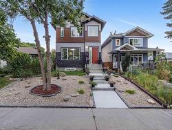 10516 45 ST NW  Edmonton, AB T6A 1X3