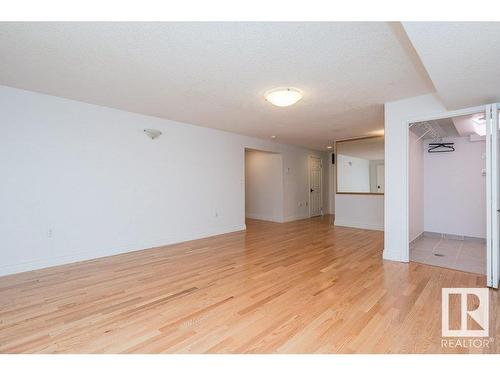 220 Grandisle Point, Edmonton, AB - Indoor Photo Showing Other Room