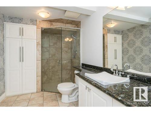 220 Grandisle Point, Edmonton, AB - Indoor Photo Showing Bathroom