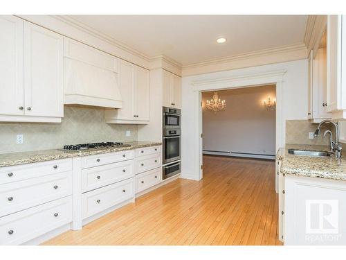 220 Grandisle Point, Edmonton, AB - Indoor Photo Showing Kitchen