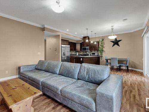 59 7293 South Terwillegar Drive, Edmonton, AB - Indoor Photo Showing Living Room