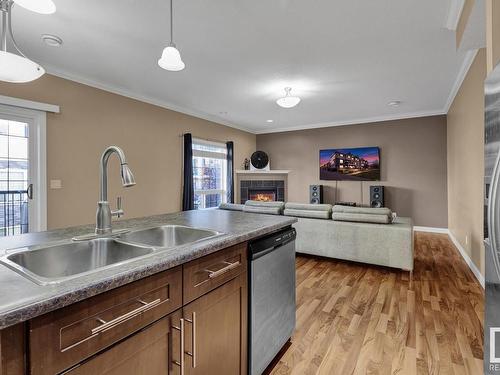 59 7293 South Terwillegar Drive, Edmonton, AB - Indoor Photo Showing Kitchen With Double Sink