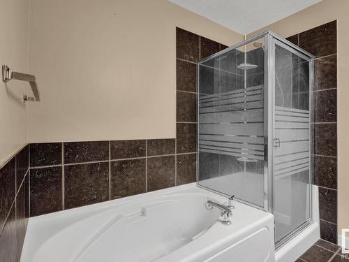 59 7293 South Terwillegar Drive, Edmonton, AB - Indoor Photo Showing Bathroom