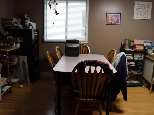 4616 45 Ave, Wetaskiwin, AB - Indoor Photo Showing Dining Room