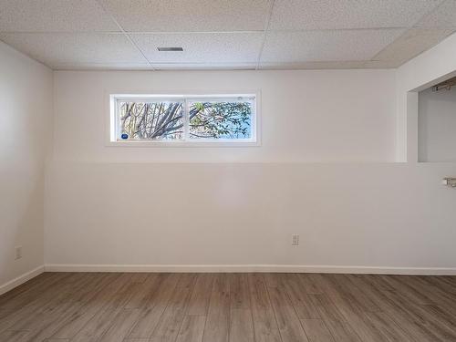 15731 110B Avenue, Edmonton, AB - Indoor Photo Showing Other Room