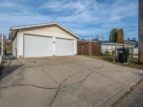 15731 110B Avenue, Edmonton, AB - Outdoor With Exterior