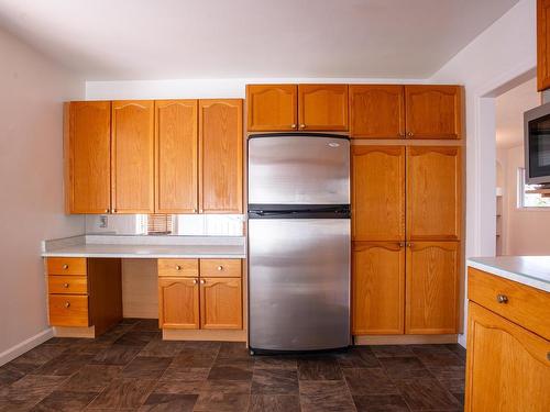 15731 110B Avenue, Edmonton, AB - Indoor Photo Showing Kitchen