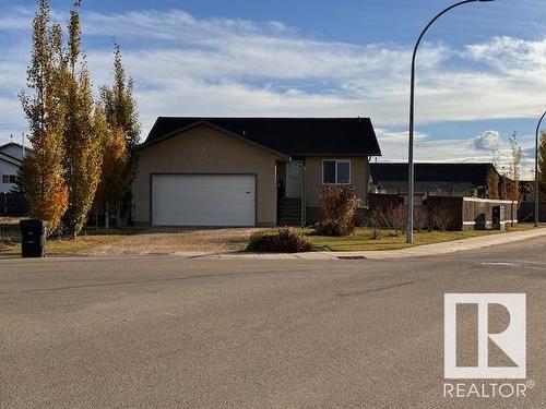 5005 62 St, Barrhead, AB 