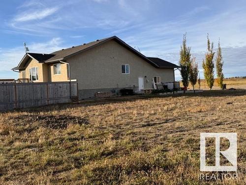 5005 62 Street, Barrhead, AB - Outdoor