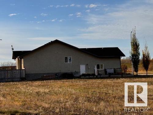 5005 62 Street, Barrhead, AB - Outdoor