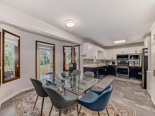 6404 159 Avenue, Edmonton, AB - Indoor Photo Showing Dining Room