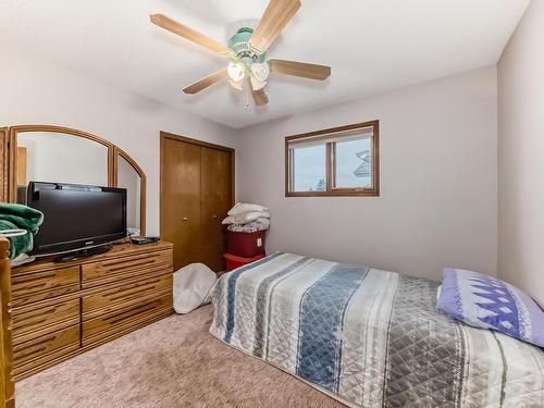 6404 159 Avenue, Edmonton, AB - Indoor Photo Showing Bedroom