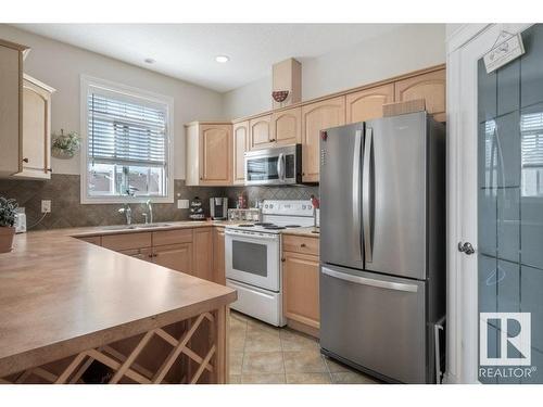 404 10178 117 Street, Edmonton, AB - Indoor Photo Showing Kitchen