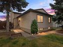 27 Kiniski Cr Nw, Edmonton, AB 