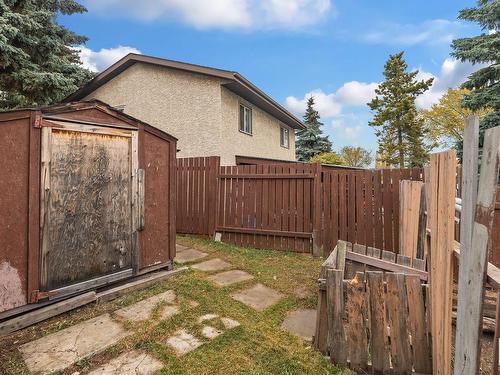 27 Kiniski Cr Nw, Edmonton, AB 