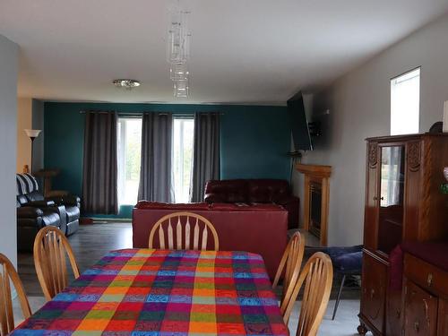 471019 Rge Rd 250, Rural Wetaskiwin County, AB - Indoor Photo Showing Dining Room