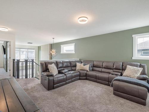 3725 Parker Co Sw, Edmonton, AB 