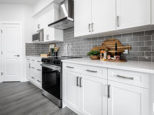 20956 22 Avenue, Edmonton, AB - Indoor Photo Showing Kitchen With Upgraded Kitchen