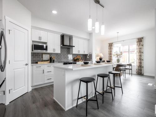 20956 22 Avenue, Edmonton, AB - Indoor Photo Showing Kitchen With Upgraded Kitchen