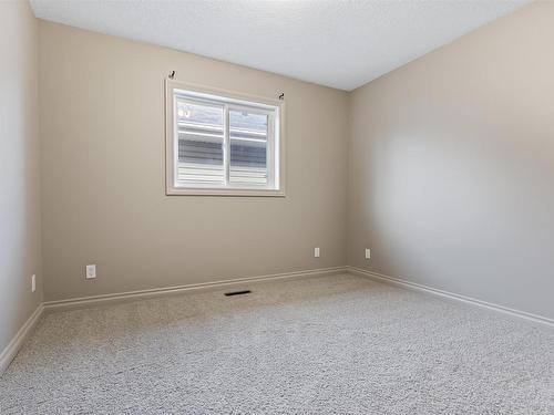 6011 Stinson Road, Edmonton, AB - Indoor Photo Showing Other Room