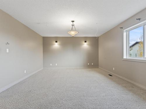 6011 Stinson Road, Edmonton, AB - Indoor Photo Showing Other Room