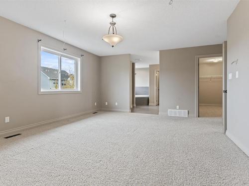 6011 Stinson Road, Edmonton, AB - Indoor Photo Showing Other Room