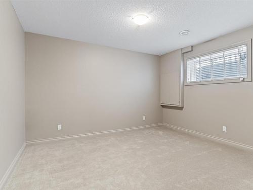 6011 Stinson Road, Edmonton, AB - Indoor Photo Showing Other Room