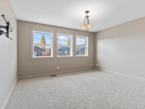 6011 Stinson Road, Edmonton, AB - Indoor Photo Showing Other Room