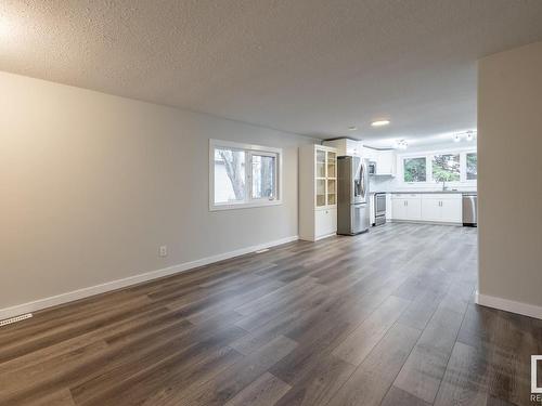 23 The Pkwy, Edmonton, AB 