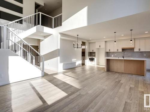 20319 29 Avenue, Edmonton, AB - Indoor Photo Showing Kitchen