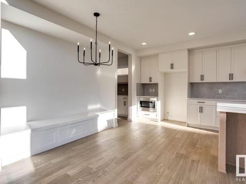 20319 29 Avenue, Edmonton, AB - Indoor Photo Showing Kitchen