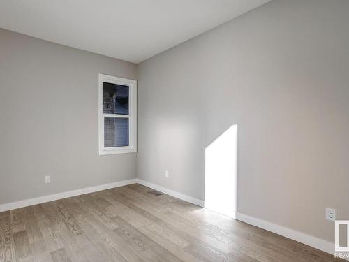 20319 29 Avenue, Edmonton, AB - Indoor Photo Showing Other Room