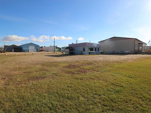 4915 52 St, Mayerthorpe, AB 