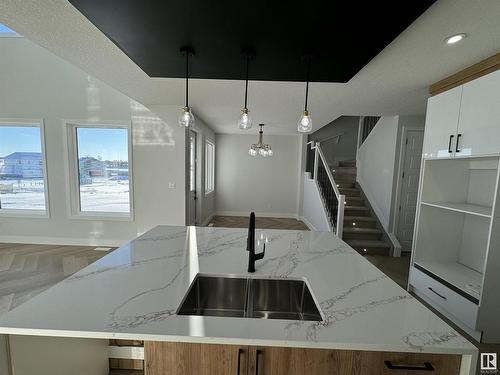 25 Baker Street, Ardrossan, AB - Indoor Photo Showing Kitchen